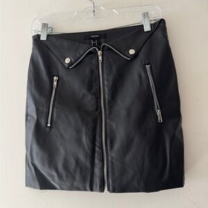 Forever 21 Black Faux Leather Mini Skirt
